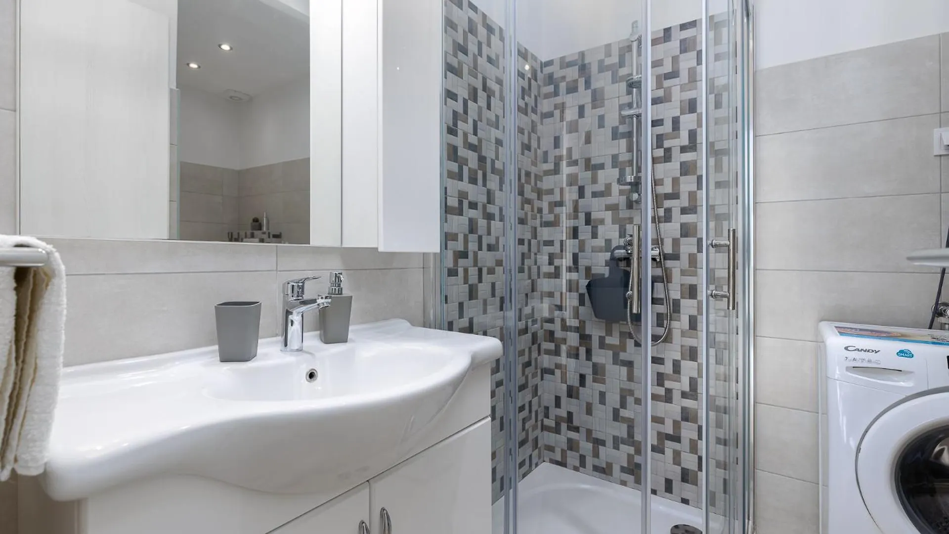 Emi Apartment Porec Croatia