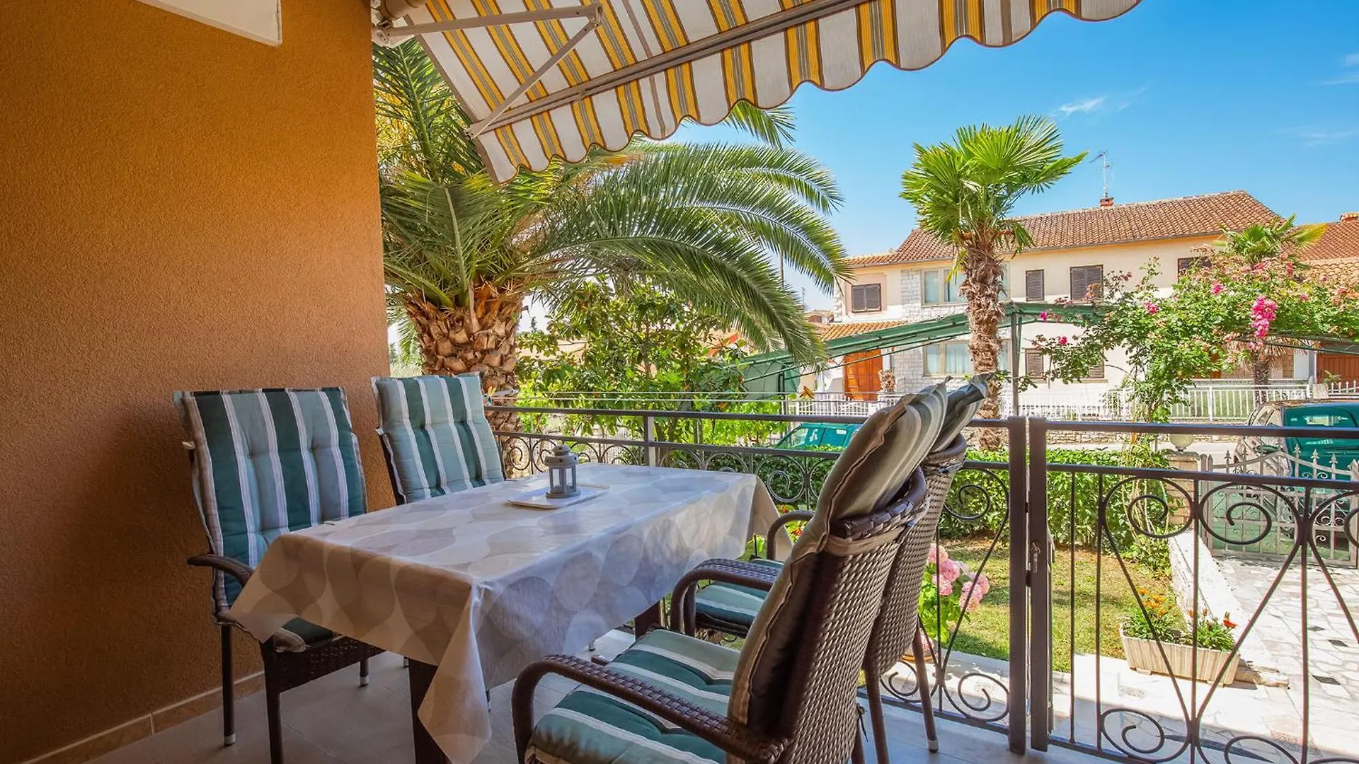 Emi Apartment Porec 0*,