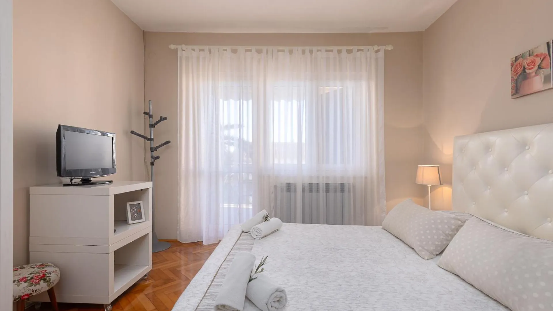 Emi Apartment Porec 0*,  Croatia